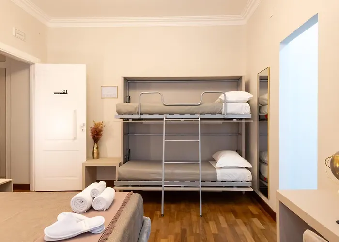 Querini Gæstehus 4*