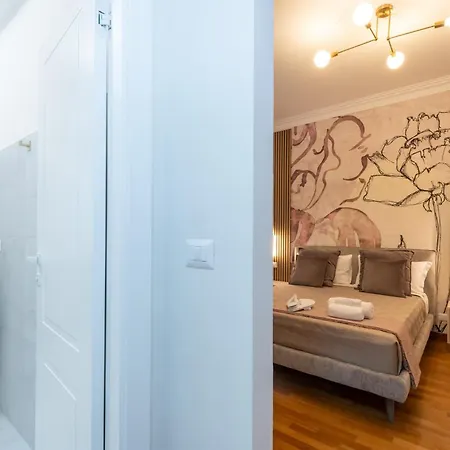 Querini Guest house 4*